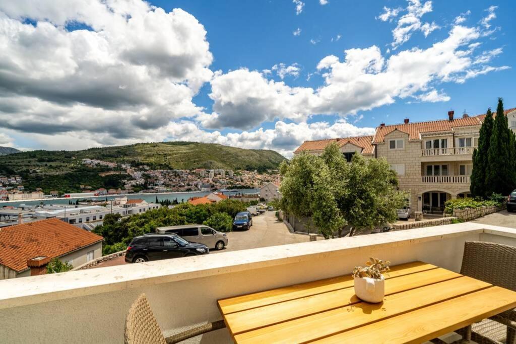 Villa Diana: Bayside View Beauty - A Romantic Home Дубровник Экстерьер фото